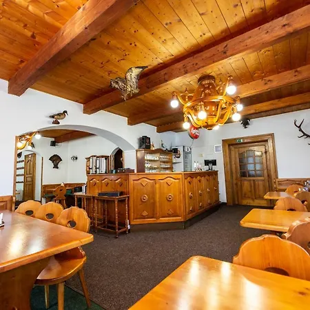斯瓦提休伯特酒店 Boží Dar